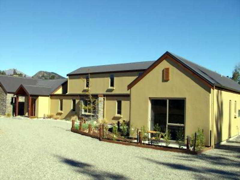 Maple Lodge Luxury Bed & Breakfast Albert Town Dış mekan fotoğraf
