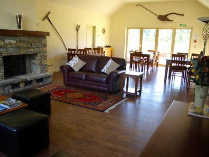 Maple Lodge Luxury Bed & Breakfast Albert Town Dış mekan fotoğraf